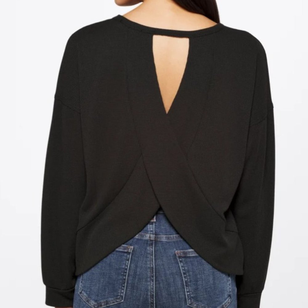 Open Back Detail Knit Top